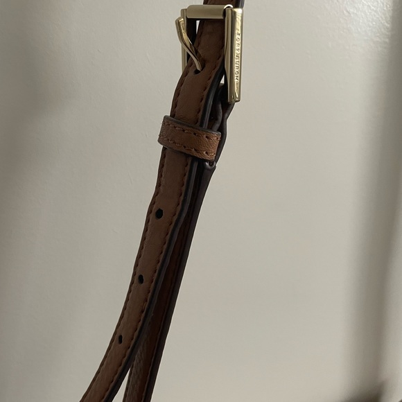 Tory Burch Robinson Pebbled Leather Messenger Tote - Picture 4 of 11